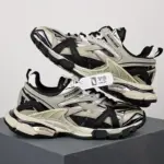 بالنسیاگا ترک Balenciaga Track.2 Beige