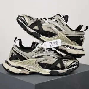 بالنسیاگا ترک Balenciaga Track.2 Beige