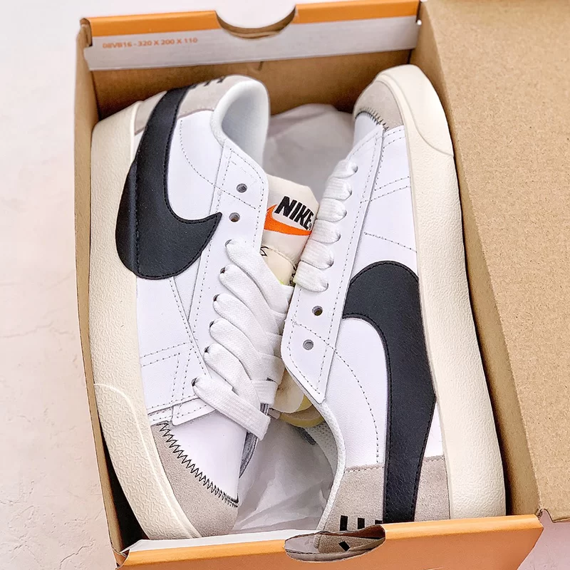 نایک بلیزر جامبو Nike Blazer Low 77 Jumbo White Black Sail سفید مشکی - تصویر 4