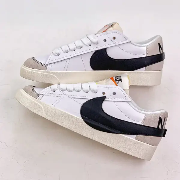 نایک بلیزر جامبو Nike Blazer Low 77 Jumbo White Black Sail سفید مشکی نایک بلیزر جامبو Nike Blazer Low 77 Jumbo White Black Sail سفید مشکی
