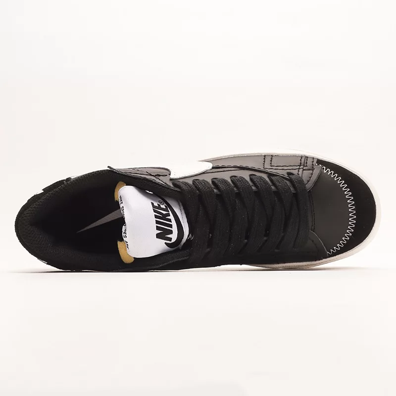 نایک بلیزر جامبو Nike Blazer Low 77 Jumbo Black Sail White مشکی سفید نایک بلیزر جامبو Nike Blazer Low 77 Jumbo Black Sail White مشکی سفید - تصویر 2