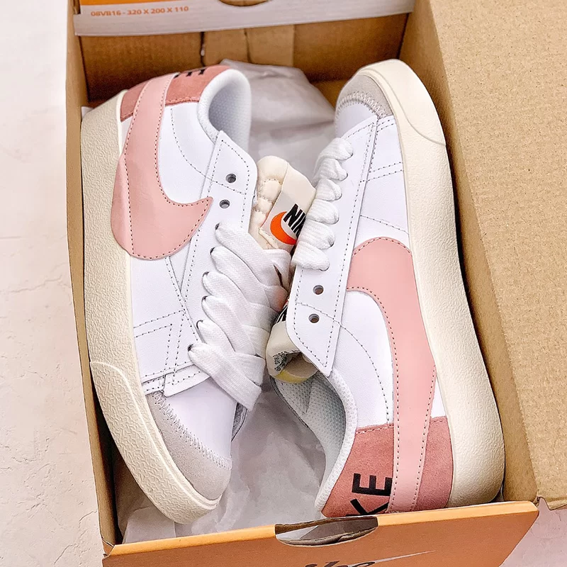 نایک بلیزر جامبو Nike Blazer Low 77 Jumbo White Pink Oxford سفید صورتی آکسفورد - تصویر 4