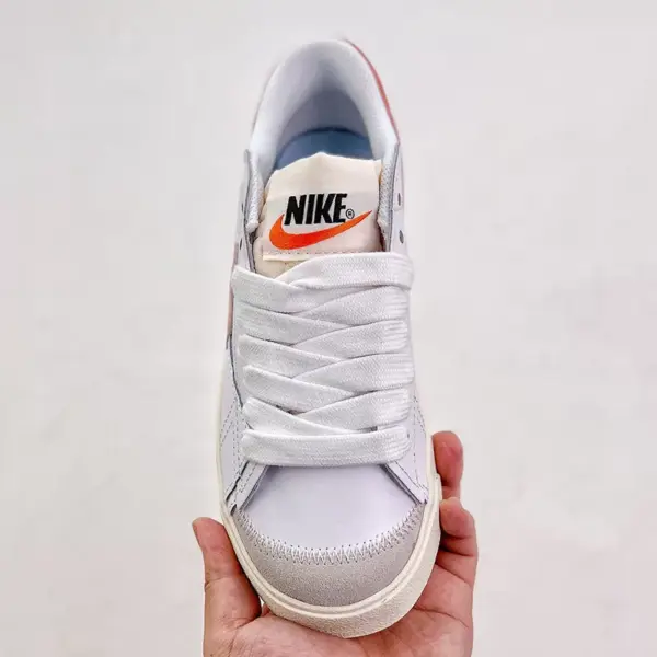 نایک بلیزر جامبو Nike Blazer Low 77 Jumbo White Pink Oxford سفید صورتی آکسفورد نایک بلیزر جامبو Nike Blazer Low 77 Jumbo White Pink Oxford سفید صورتی آکسفورد