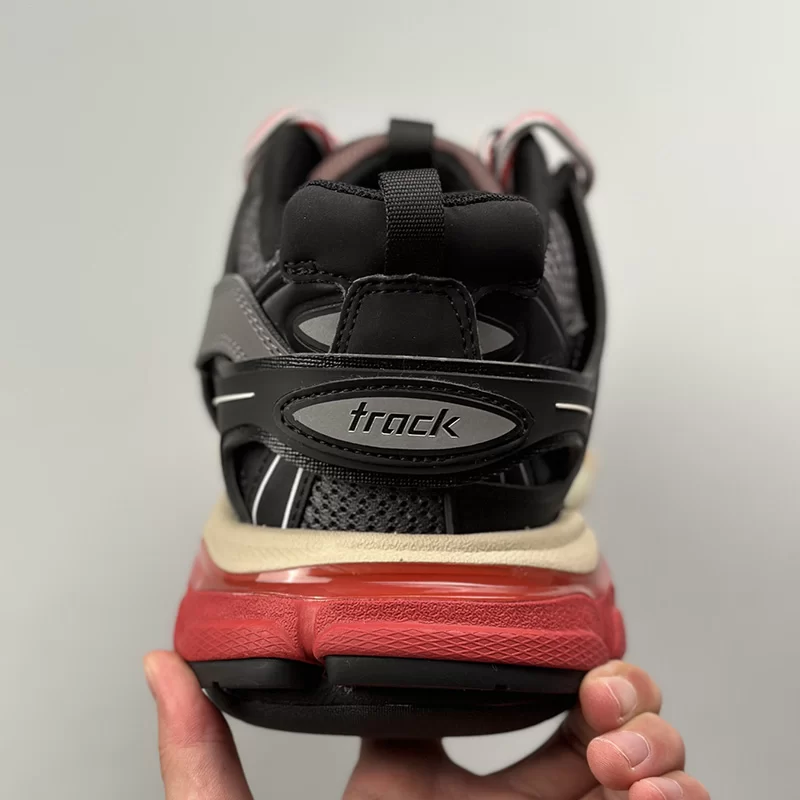 بالنسیاگا ترک Balenciaga Track Black Grey Red مشکی خاکستری قرمز - تصویر 3