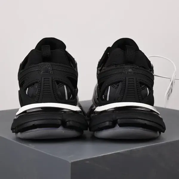 بالنسیاگا ترک Balenciaga Track.2 Black White مشکی سفید