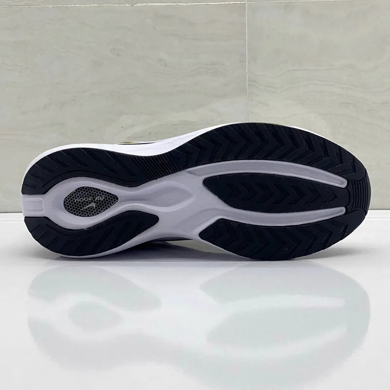 نایک ایر زوم وین فلو Nike Air Zoom Winflo V2 نایک ایر زوم وین فلو Nike Air Zoom Winflo V2 - تصویر 6