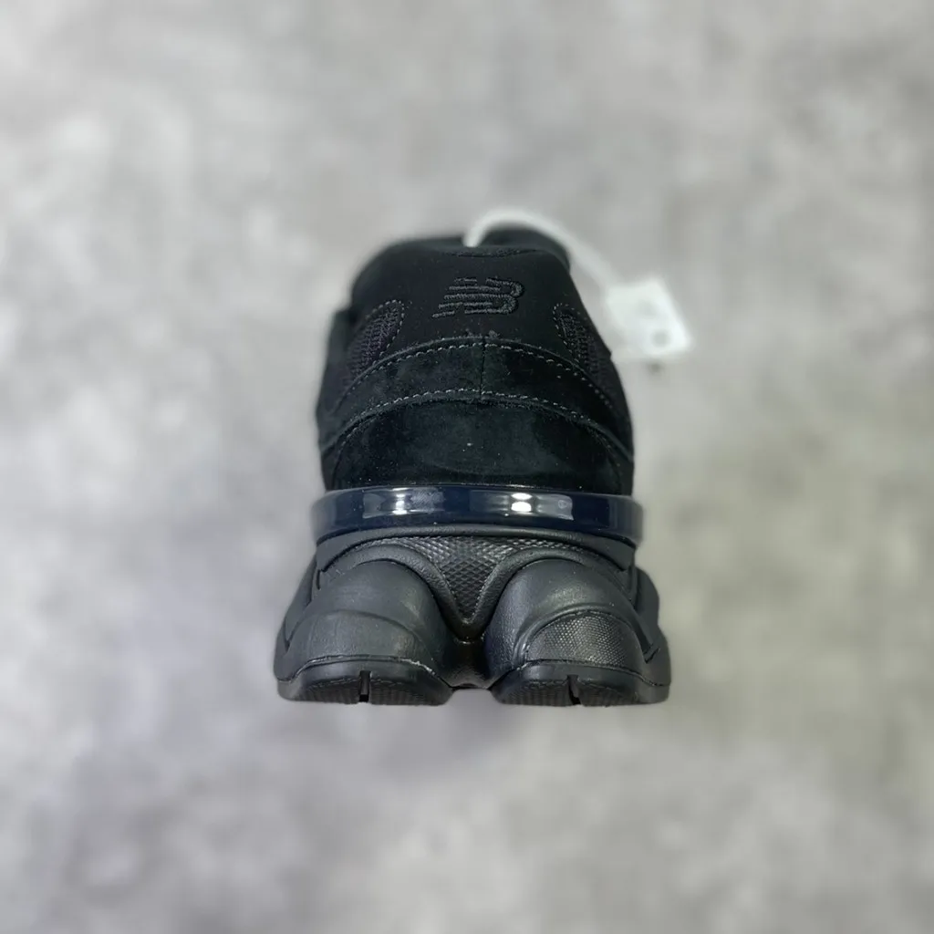 کفش نیوبالانس New Balance 9060 Triple Black مشکی کامل کفش نیوبالانس New Balance 9060 Triple Black مشکی کامل - تصویر 4