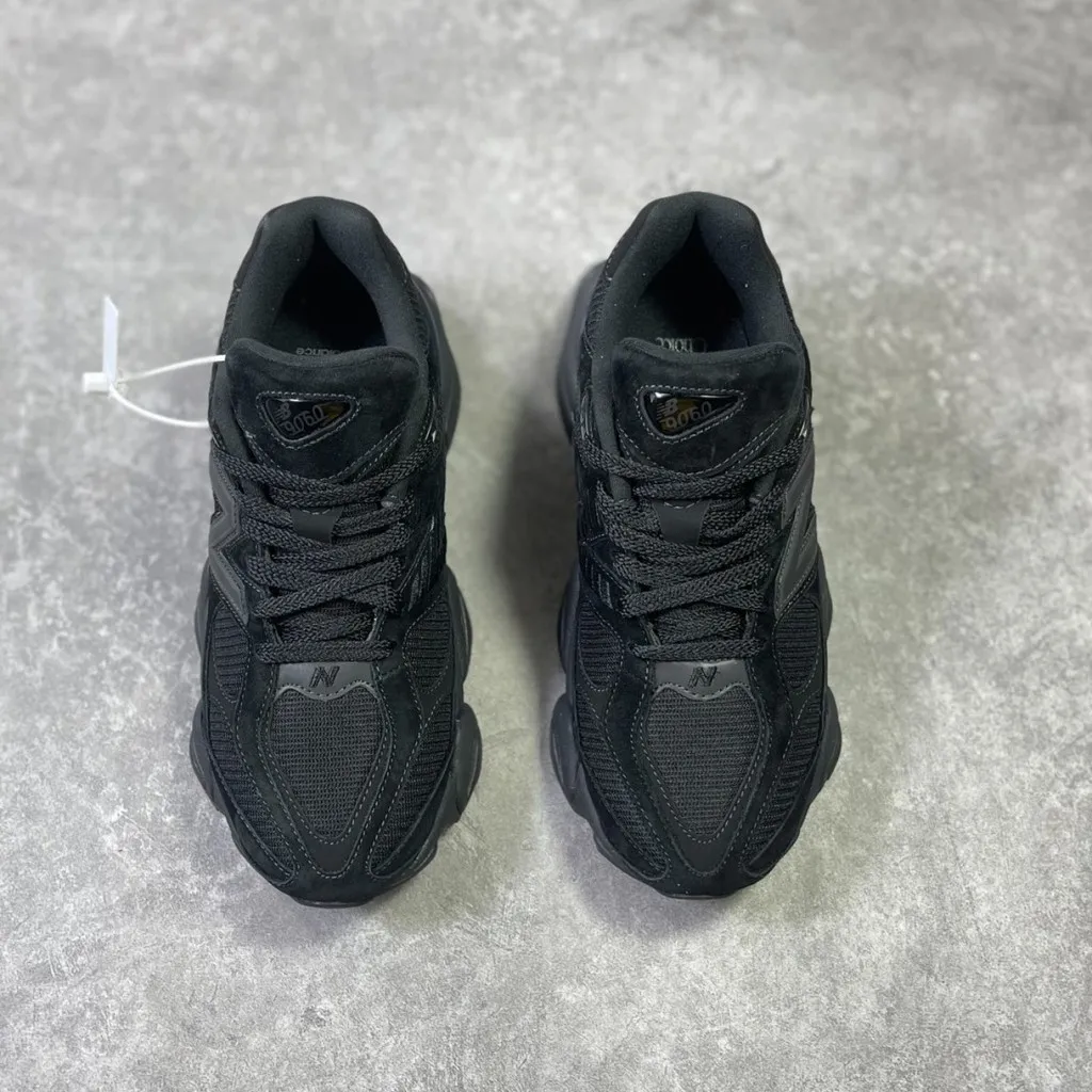 کفش نیوبالانس New Balance 9060 Triple Black مشکی کامل کفش نیوبالانس New Balance 9060 Triple Black مشکی کامل - تصویر 5