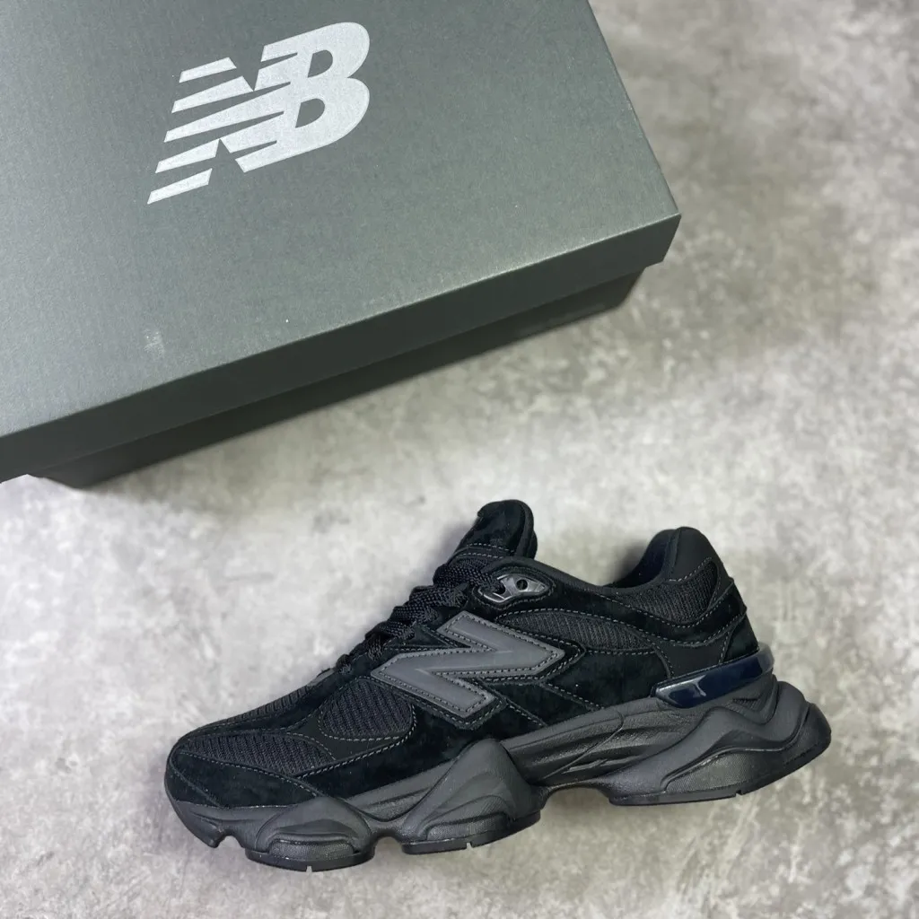 کفش نیوبالانس New Balance 9060 Triple Black مشکی کامل کفش نیوبالانس New Balance 9060 Triple Black مشکی کامل - تصویر 7