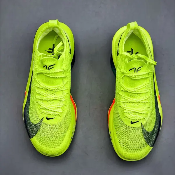 نایک زوم آلفافلای نکست Nike Air Zoom Alphafly Next% 3 Volt Concord نایک زوم آلفافلای نکست Nike Air Zoom Alphafly Next% 3 Volt Concord