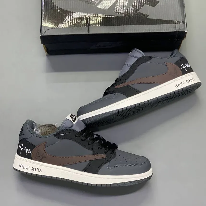 جردن وان لو یوتوپیا تراویس اسکات Travis Scott x Air Jordan 1 Low Utopia جردن وان لو یوتوپیا تراویس اسکات Travis Scott x Air Jordan 1 Low Utopia - تصویر 2