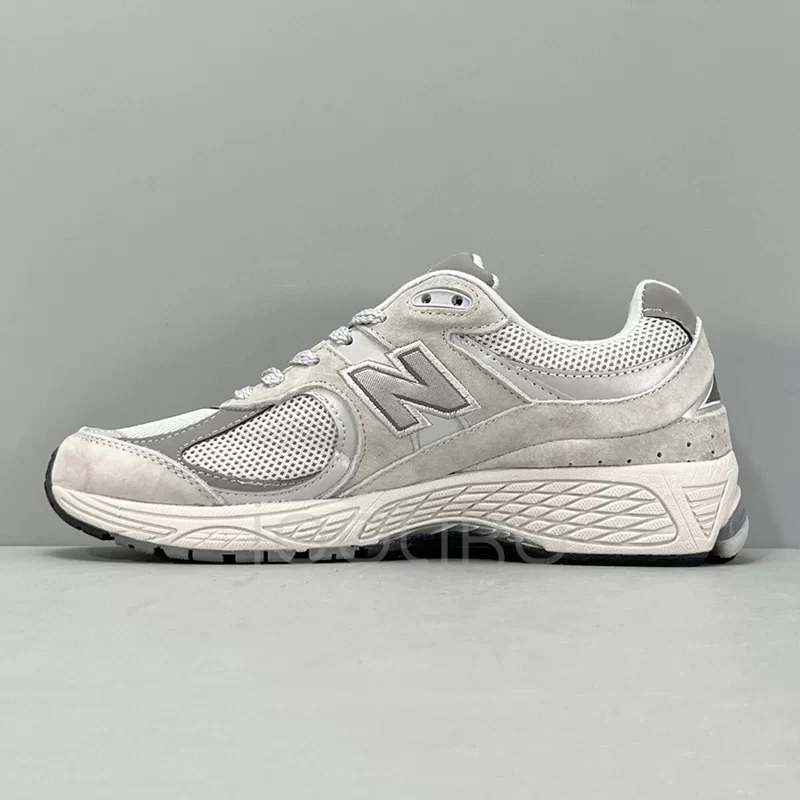 کفش نیوبالانس New Balance 2002R Grey کفش نیوبالانس New Balance 2002R Grey - تصویر 3