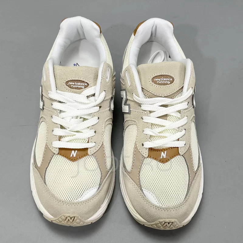 کفش نیوبالانس New Balance 2002R Sandstone کفش نیوبالانس New Balance 2002R Sandstone - تصویر 4