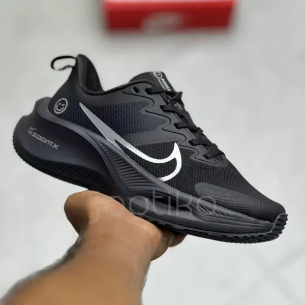 نایک زوم ایکس اسمایلی Nike Zoom X Smiley نایک زوم ایکس اسمایلی Nike Zoom X Smiley