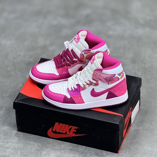 کفش نایک ایر جردن وان ساقدار صورتی شاد Nike Air Jordan 1 High Happy Pink کفش نایک ایر جردن وان ساقدار صورتی شاد Nike Air Jordan 1 High Happy Pink