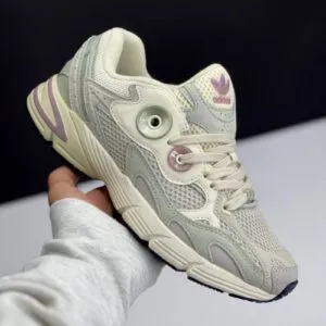 کفش آدیداس آستیر کرم Adidas Astir Cream کفش آدیداس آستیر کرم Adidas Astir Cream