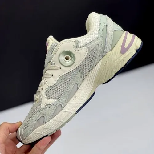 کفش آدیداس آستیر کرم Adidas Astir Cream - تصویر 2