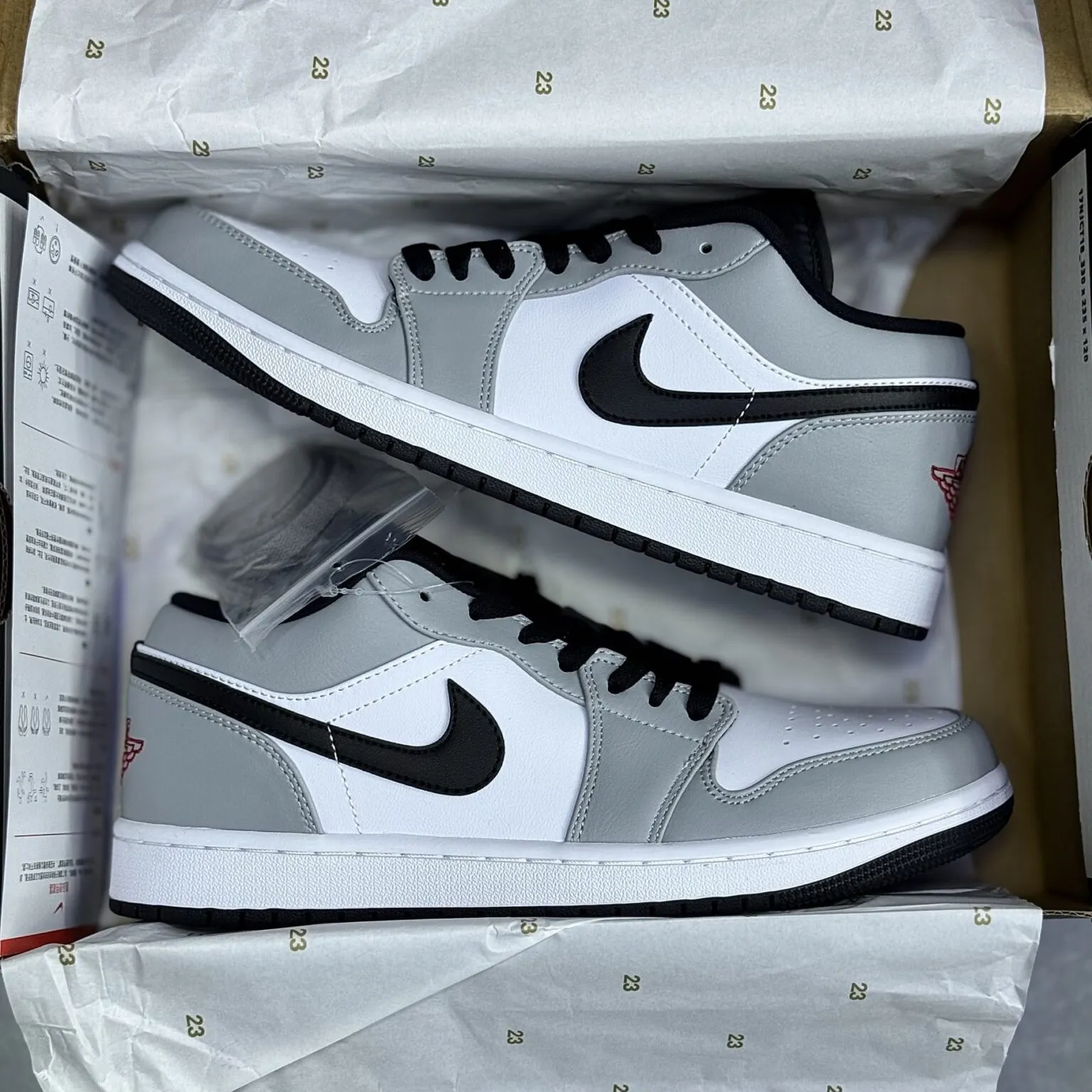 کفش نایک ایر جردن وان لو اسموک سفید طوسی Nike Air Jordan 1 Low Smoke White Grey - تصویر 3