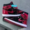 کفش نایک ایر جردن وان ساقدار ورنی مشکی قرمز ( مستر کوالتی ) Nike Air Jordan 1 High Patent Bred کفش نایک ایر جردن وان ساقدار ورنی مشکی قرمز ( مستر کوالتی ) Nike Air Jordan 1 High Patent Bred