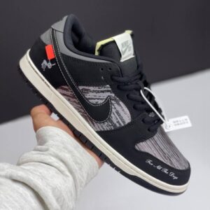 کفش نایک اس‌بی دانک لو دریک Nike SB Dunk Low Drake