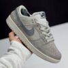 کفش نایک اس بی دانک لو ریگنینگ چمپ طوسی تیره Nike SB Dunk Low Reigning Champ Dark Grey