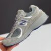 کفش نیوبالانس ۲۰۰۲R طوسی  New Balance 2002R Gray