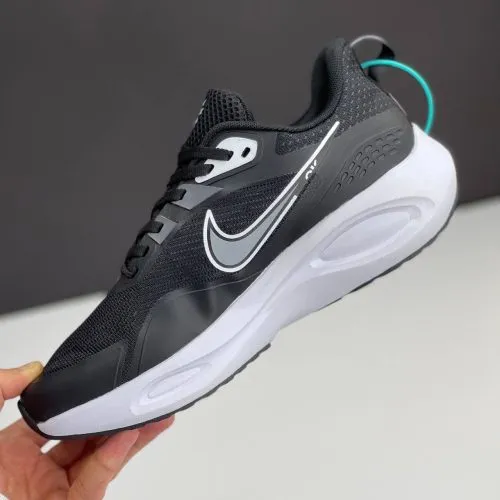 کفش نایک ایر زوم وینفلو V2 مشکی سفید Nike Air Zoom Winflo V2 Black White کفش نایک ایر زوم وینفلو V2 مشکی سفید Nike Air Zoom Winflo V2 Black White - تصویر 2