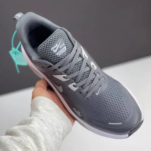 کفش نایک ایر زوم وینفلو V2 طوسی Nike Air Zoom Winflo V2 Grey کفش نایک ایر زوم وینفلو V2 طوسی Nike Air Zoom Winflo V2 Grey - تصویر 4
