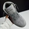 کفش نایک ایر جردن وان ساقدار کاز طوسی  Nike Air Jordan 1 High KAWS Grey