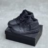 کفش نایک ایر جردن وان ساقدار تمام مشکی Nike Air Jordan 1 High Triple Black