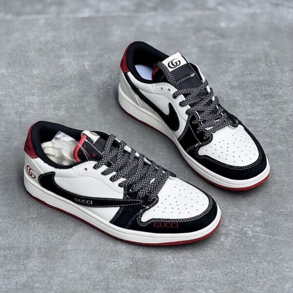 کفش نایک ایر جردن وان لو تراویس اسکات گوچی Nike Air Jordan 1 Low Travis Scott Gucci کفش نایک ایر جردن وان لو تراویس اسکات گوچی Nike Air Jordan 1 Low Travis Scott Gucci