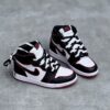 کفش نایک ایر جردن وان ساقدار رترو سفید مشکی قرمز Nike Air Jordan 1 High Retro White Black Red کفش نایک ایر جردن وان ساقدار رترو سفید مشکی قرمز Nike Air Jordan 1 High Retro White Black Red