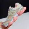کتونی نیوبالانس ۹۰۶۰ طوسی صورتی New Balance 9060 Gray Pink - تصویر 2