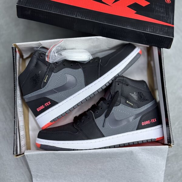 کفش نایک ایر جردن وان ساقدار الیمنت گورتکس ورژن 2 Nike Air Jordan 1 High Element Gore-Tex V2