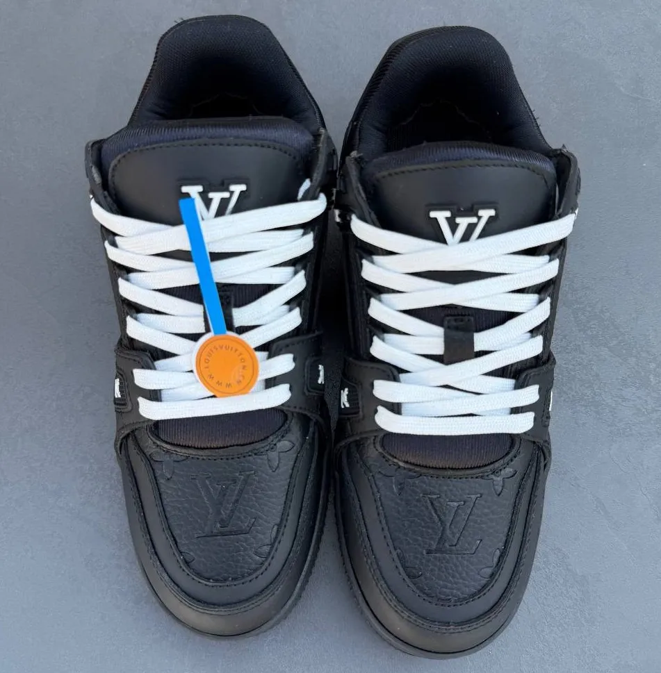 کفش لویی ویتون ترینر سوپر مستر تمام مشکی Louis Vuitton Trainer Super Master Triple Black کفش لویی ویتون ترینر سوپر مستر تمام مشکی Louis Vuitton Trainer Super Master Triple Black - تصویر 4