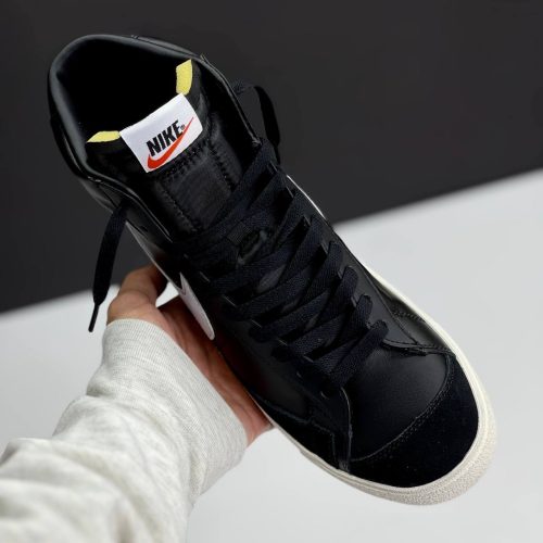 کفش نایک بلیزر ساقدار مشکی سفید Nike Blazer Mid Black White کفش نایک بلیزر ساقدار مشکی سفید Nike Blazer Mid Black White