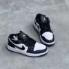 کفش نایک ایر جردن وان لو سفید سرمه ای Nike Air Jordan 1 Low White Navy - تصویر 3