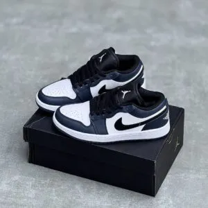 کفش نایک ایر جردن وان لو سفید سرمه ای Nike Air Jordan 1 Low White Navy