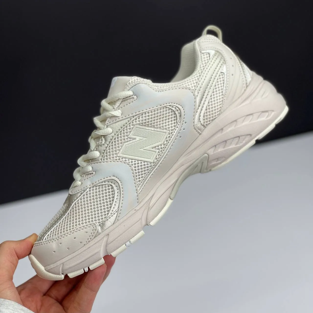 نیو بالانس 530 کرم New Balance 530 Cream نیو بالانس 530 کرم New Balance 530 Cream - تصویر 2