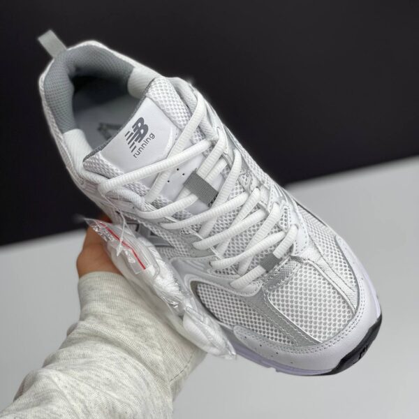 نیو بالانس 530 سفید نقره‌ای  New Balance 530 White Silver