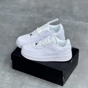 کفش نایک ایر فورس وان تمام سفید نوکتا Nike Air Force 1 NOCTA Triple White کفش نایک ایر فورس وان تمام سفید نوکتا Nike Air Force 1 NOCTA Triple White
