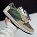 کفش نایک ایر جردن ۱ لو تراویس اسکات سبز قهوه‌ای  Nike Air Jordan 1 Low Travis Scott Green Brown