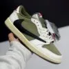 کفش نایک ایر جردن وان لو تراویس اسکات مدیوم الیو Nike Air Jordan 1 Low Travis Scott Medium Olive