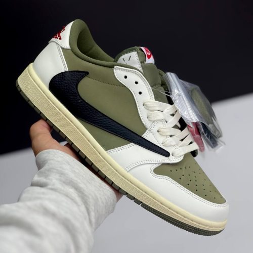 کفش نایک ایر جردن وان لو تراویس اسکات مدیوم الیو Nike Air Jordan 1 Low Travis Scott Medium Olive کفش نایک ایر جردن وان لو تراویس اسکات مدیوم الیو Nike Air Jordan 1 Low Travis Scott Medium Olive