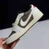 کفش نایک ایر جردن ۱ لو تراویس اسکات ریورس موکا Nike Air Jordan 1 Low Travis Scott Reverse Mocha - تصویر 2