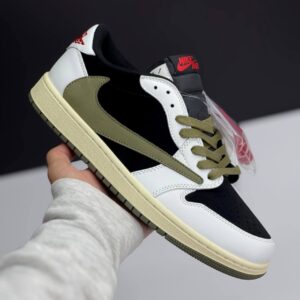 کفش نایک ایر جردن ۱ لو تراویس اسکات الیو  Nike Air Jordan 1 Low Travis Scott Olive