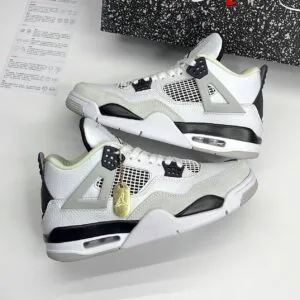 کفش نایک ایر جردن فور رترو میلیتاری بلک Nike Air Jordan 4 Retro Military Black کفش نایک ایر جردن فور رترو میلیتاری بلک Nike Air Jordan 4 Retro Military Black