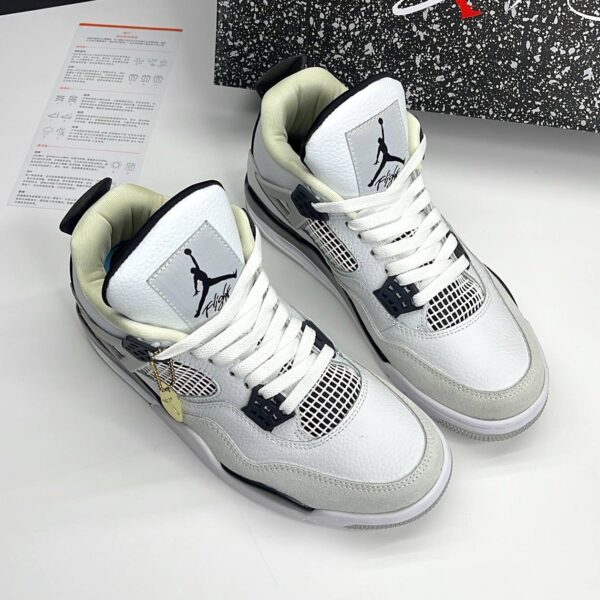 کفش نایک ایر جردن فور رترو میلیتاری بلک Nike Air Jordan 4 Retro Military Black کفش نایک ایر جردن فور رترو میلیتاری بلک Nike Air Jordan 4 Retro Military Black