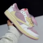 کفش نایک جردن ۱ لو تراویس اسکات صورتی Nike Air Jordan 1 Low Travis Scott Pink