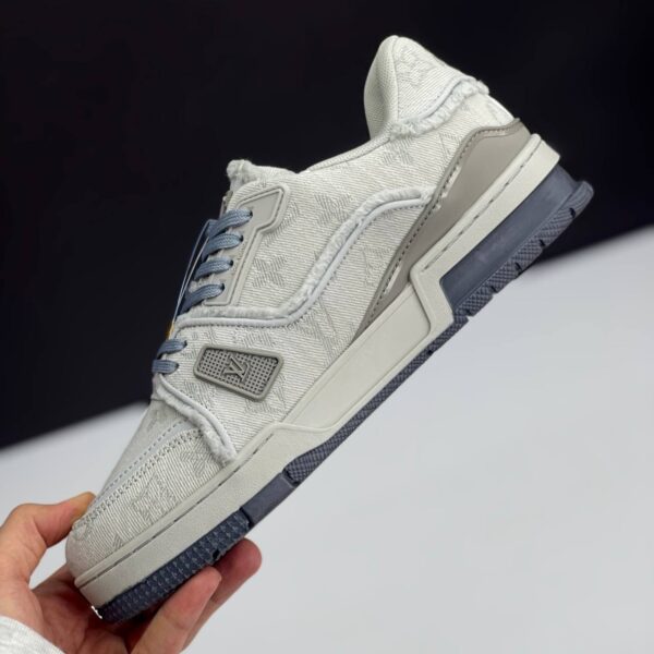 لویی ویتون ترینر طوسی  Louis Vuitton Trainer Grey